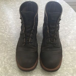 Red Wing Iron Eagle Men’s Boots 9.5